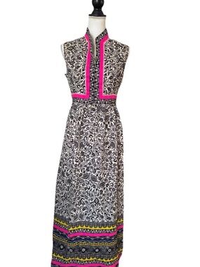 Vintage Sleeveless Black & White Floral Print Maxi Dress with Pink Trim